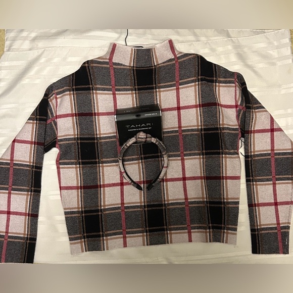 Tahari Mock Sweater w/Matching Headband - Picture 2 of 15